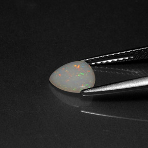 Opale multicolore naturelle transparent, 0,46 ct, transparent / translucide