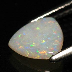 Opale multicolore naturelle transparent, 0,49 ct, transparent / translucide
