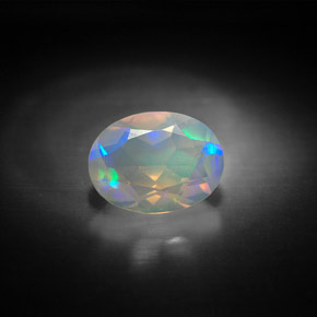Opale multicolore naturelle transparent, 0,92 ct, transparent / translucide
