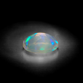 Opale multicolore naturelle transparent, 0,92 ct, transparent / translucide
