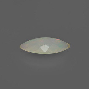Opale multicolore naturelle marquise, 1,60 ct, translucide