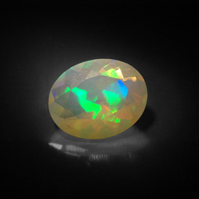 Opale multicolore naturelle transparent, 1,35 ct, transparent / translucide