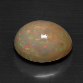 Opale multicolore naturelle coupe ovale, 7,28 ct, opaque