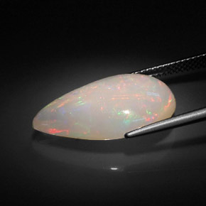 Opale multicolore naturelle en forme de poire, 7,38 ct, opaque