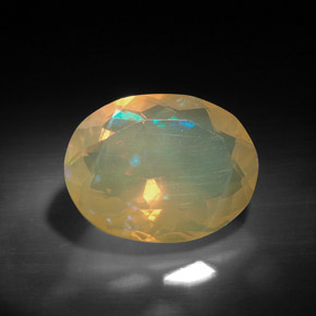 Opale multicolore naturelle coupe ovale, 3,16 ct, transparent