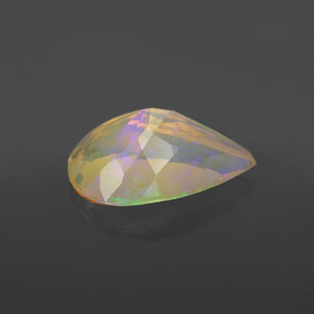 Opale multicolore naturelle en forme de poire, 2,62 ct, transparent