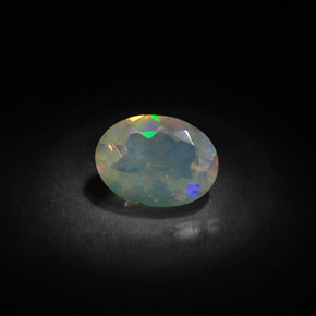 Opale multicolore naturelle transparent, 0,83 ct, transparent / translucide