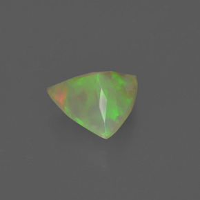 Opale Multicolore naturelle Trillion, 0.95 ct, Translucide