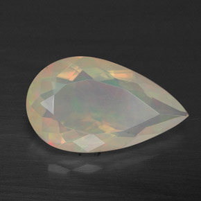 Opale multicolore naturelle en forme de poire, 2,84 ct, transparent