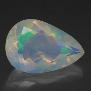 Opale multicolore naturelle en forme de poire, 2,80 ct, transparent