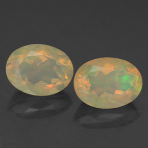 Achetez naturel ct Multicolore Opale gems, Transparent, En provenance Ethiopie chez GemSelect. En stock, livraison internationale!