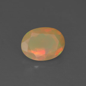Opale multicolore naturelle transparent, 0,69 ct, transparent / translucide