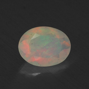 Opale multicolore naturelle transparent, 0,64 ct, transparent / translucide