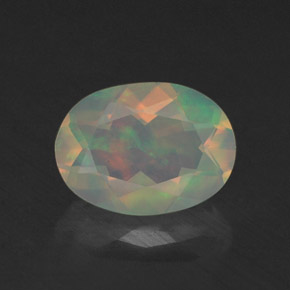 Opale multicolore naturelle transparent, 0,76 ct, transparent / translucide