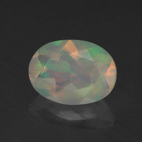 Opale multicolore naturelle transparent, 0,76 ct, transparent / translucide