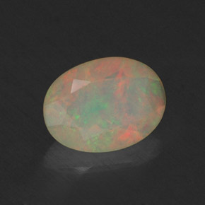 Opale multicolore naturelle transparent, 0,66 ct, transparent / translucide