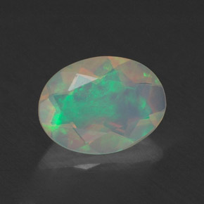 Opale multicolore naturelle transparent, 0,66 ct, transparent / translucide