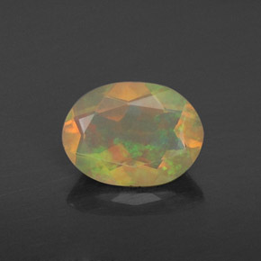 Opale multicolore naturelle transparent, 0,66 ct, transparent / translucide