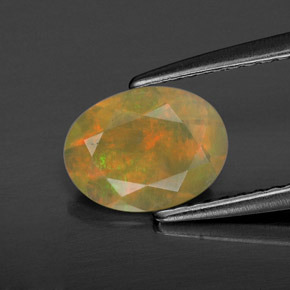 Opale multicolore naturelle transparent, 0,61 ct, transparent / translucide