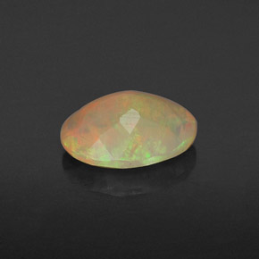 Opale multicolore naturelle transparent, 0,72 ct, transparent / translucide
