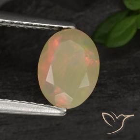 Opale Multicolore naturelle ovale, 0.79 ct, Translucide