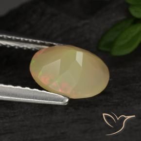 Opale Multicolore naturelle ovale, 0.79 ct, Translucide