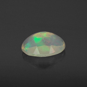Opale multicolore naturelle transparent, 0,67 ct, transparent / translucide