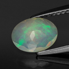 Opale multicolore naturelle transparent, 0,59 ct, transparent / translucide