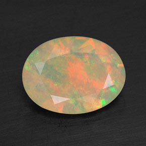 Opale multicolore naturelle transparent, 0,66 ct, transparent / translucide