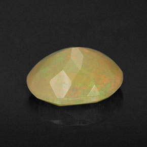 Opale multicolore naturelle transparent, 0,87 ct, transparent / translucide