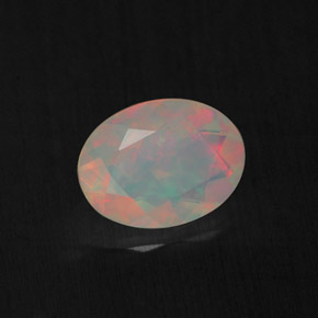 Opale multicolore naturelle transparent, 0,77 ct, transparent / translucide