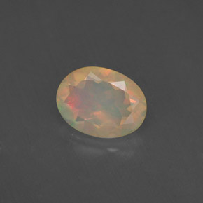 Opale multicolore naturelle transparent, 0,75 ct, transparent / translucide