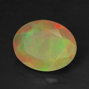 Opale multicolore naturelle coupe ovale, 1,09 ct, translucide