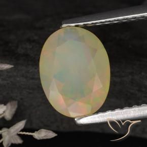 Opale Multicolore naturelle ovale, 0.96 ct, Translucide