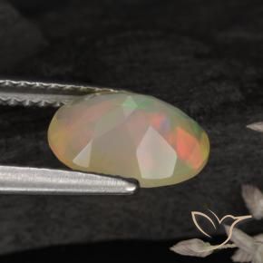 Opale Multicolore naturelle ovale, 0.96 ct, Translucide