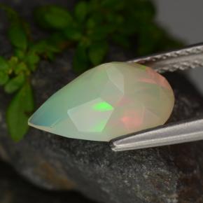 Opale multicolore naturelle en forme de poire, 1,61 ct, translucide