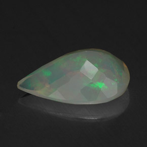 Opale multicolore naturelle en forme de poire, 1,45 ct, translucide