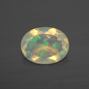 Opale multicolore naturelle coupe ovale, 0,86 ct, transparent