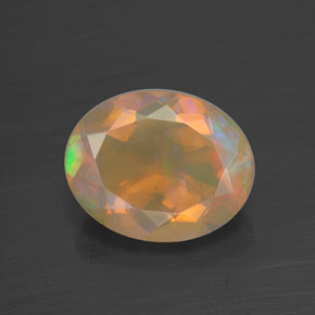 Opale multicolore naturelle coupe ovale, 1,73 ct, transparent
