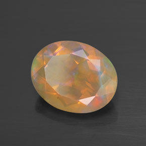 Opale multicolore naturelle coupe ovale, 1,73 ct, transparent