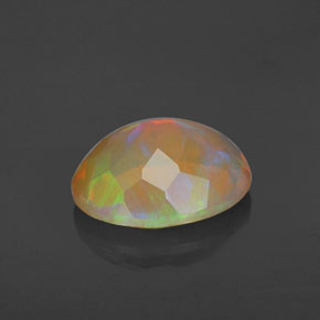 Opale multicolore naturelle coupe ovale, 1,73 ct, transparent