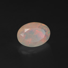 Opale multicolore naturelle coupe ovale, 1,54 ct, transparent