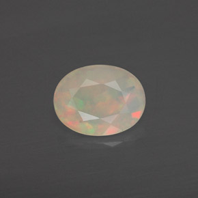 Opale multicolore naturelle transparent, 0,63 ct, transparent / translucide