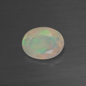Opale multicolore naturelle transparent, 0,65 ct, transparent / translucide