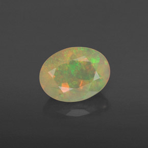 Opale multicolore naturelle transparent, 0,84 ct, transparent / translucide