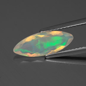 Opale multicolore naturelle marquise, 0,94 ct, transparent