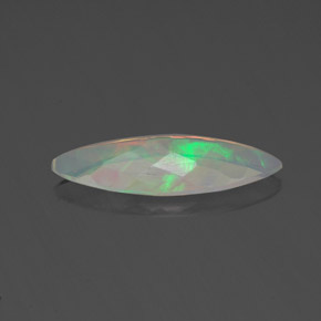 Opale multicolore naturelle marquise, 0,94 ct, transparent