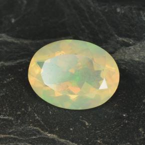 Opale multicolore naturelle coupe ovale, 2,17 ct, transparent