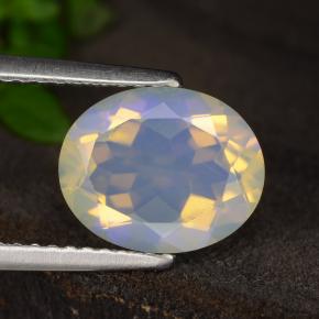 Opale blanc naturelle coupe ovale, 1,71 ct, transparent