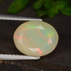 Opale multicolore naturelle coupe ovale, 1,21 ct, translucide